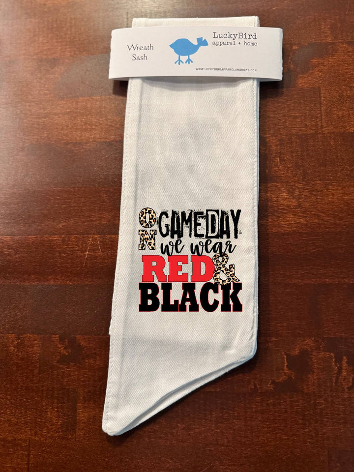 ON GAMEDAY WE WEAR WREATH SASH