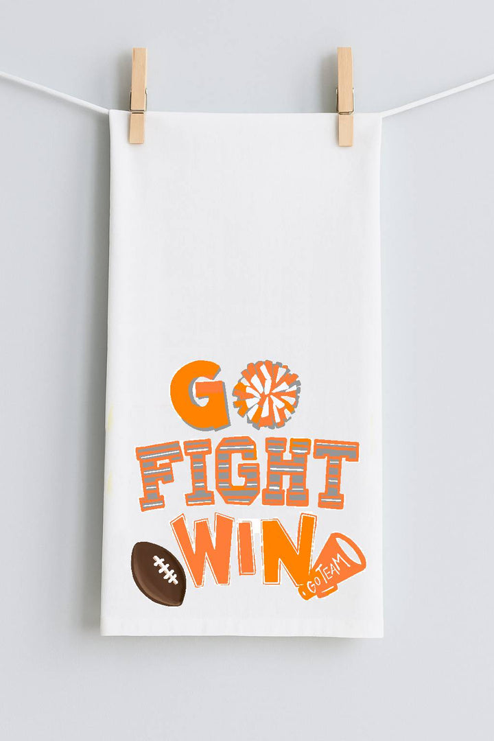 EMMALEE GO FIGHT WIN